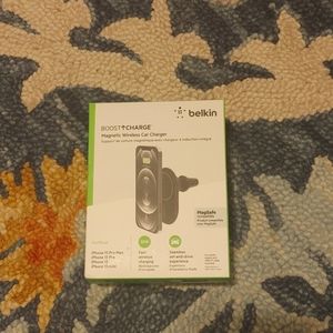 *SOLD* Belkin BoostCharge Magnetic Car Charger